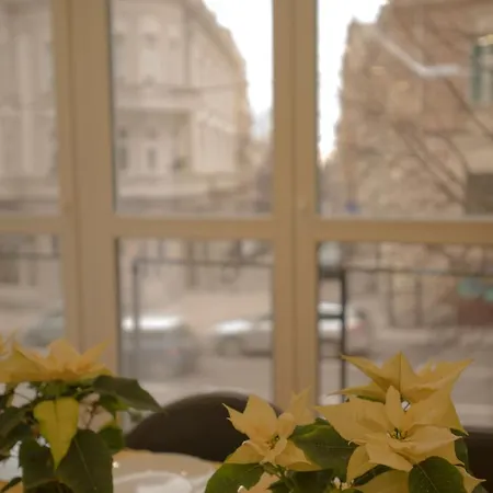 Free.three * Belgrad